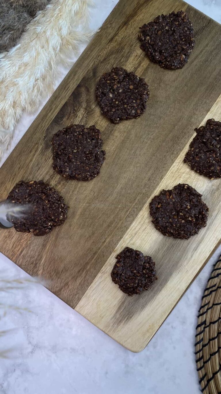 Chocolate Oat Cookies with Almond Butter